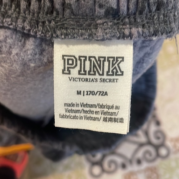 Victoria’s Secret PINK gray joggers. Size medium. - Picture 3 of 4